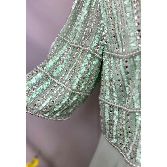 Mac Duggal  Green Chiffon Gown w/ Fully Beaded 3/4 Sleeves Size 16 - Picture 10 of 16